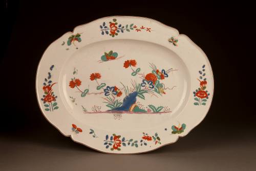 Chelsea Kakiemon-Style Quatrefoil Oval Platter with a Garden Scene, ca. 1755. Soft-paste porcel ...