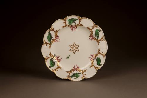 Chelsea Scalloped Plate Painted with Green Camaïeu Birds, 1760-1765. Soft-paste porcelain. Dixo ...