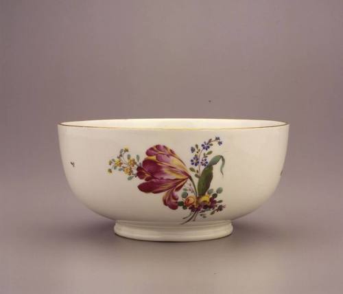 Höchst, Bowl, ca. 1755. Hard-paste porcelain. Dixon Gallery and Gardens; Bequest of Mrs. Warda  ...