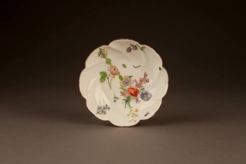 Chelsea Acanthus-Molded and Spirally Writhen Octofoil Saucer, 1752-1755. Soft-paste porcelain.  ...