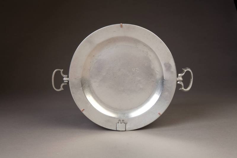 William Calder, Hot Water Plate, ca. 1800-1825. Pewter. Dixon Gallery and Gardens; Gift of Dr.  ...